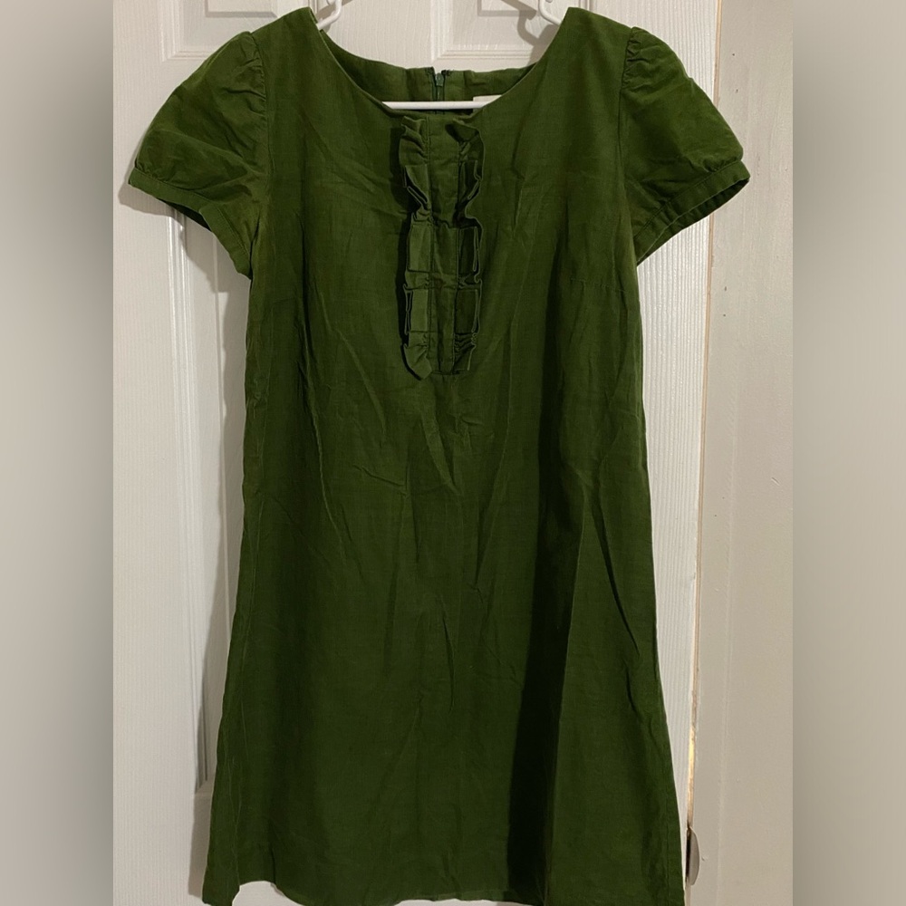 Green dress, size 4